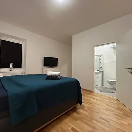 Gross - Real Estate - Goess Apartment *